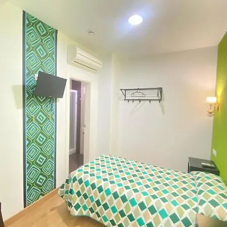 Hostal Fabiola Seville Exterior photo